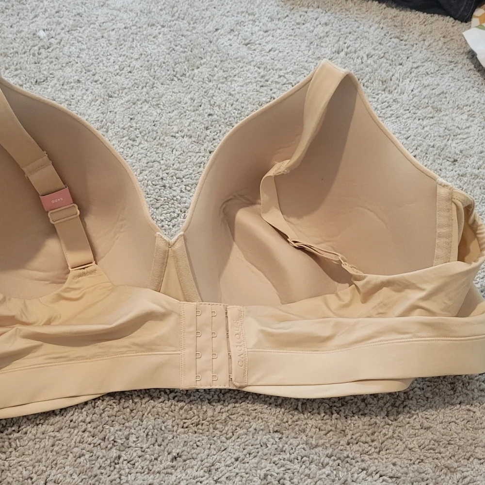 Cacique Lightly Lined Full Coverage Bra 56DD NWT